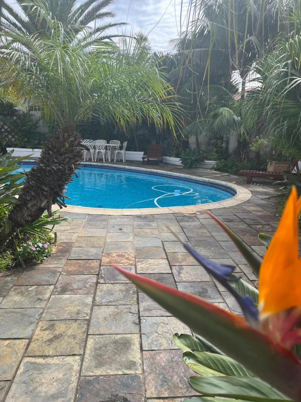 At Sta-Plus Guest House Port Elizabeth Esterno foto